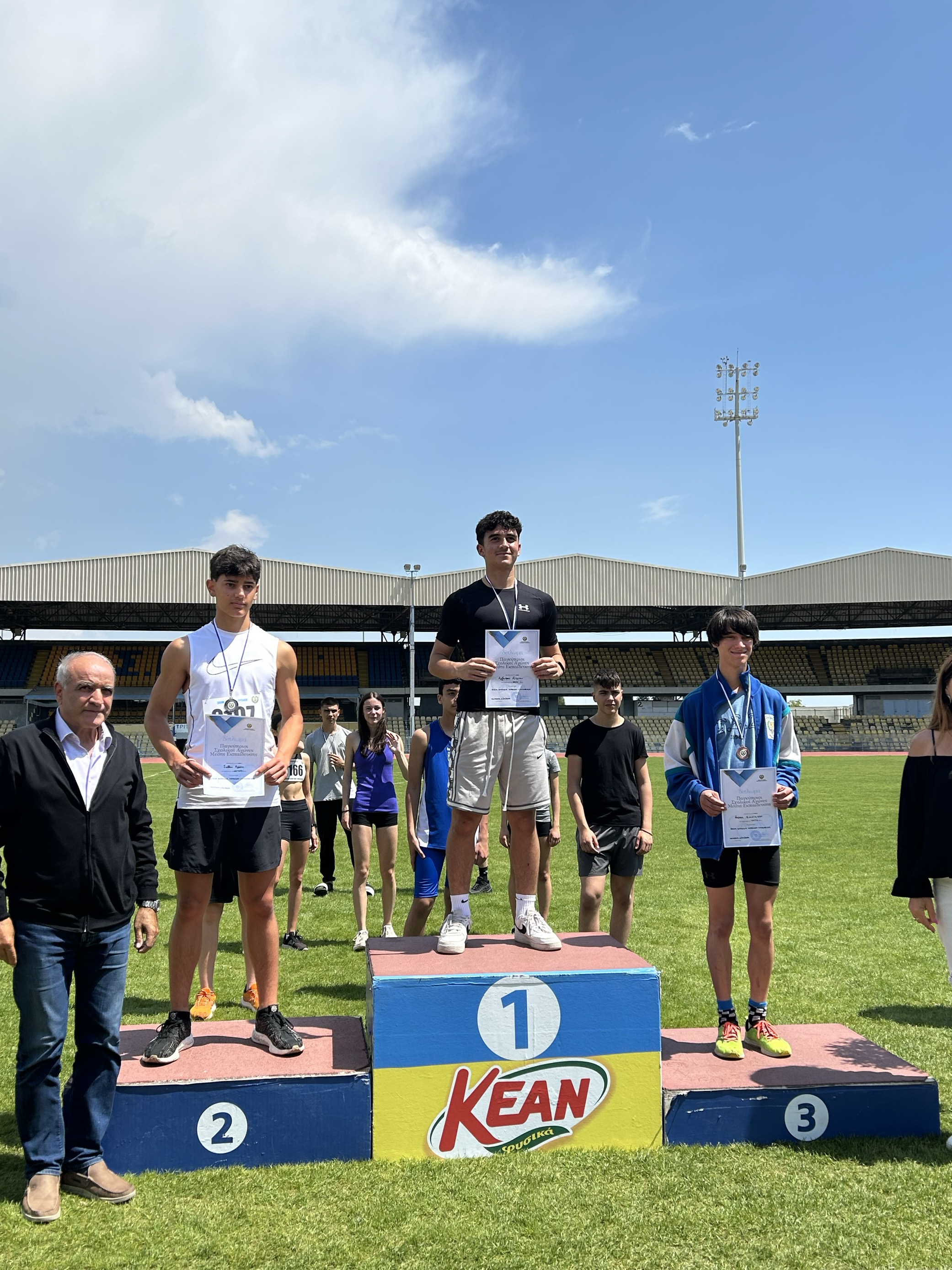 Alexandros Middleton - 1st Place in the 300m Hurdles